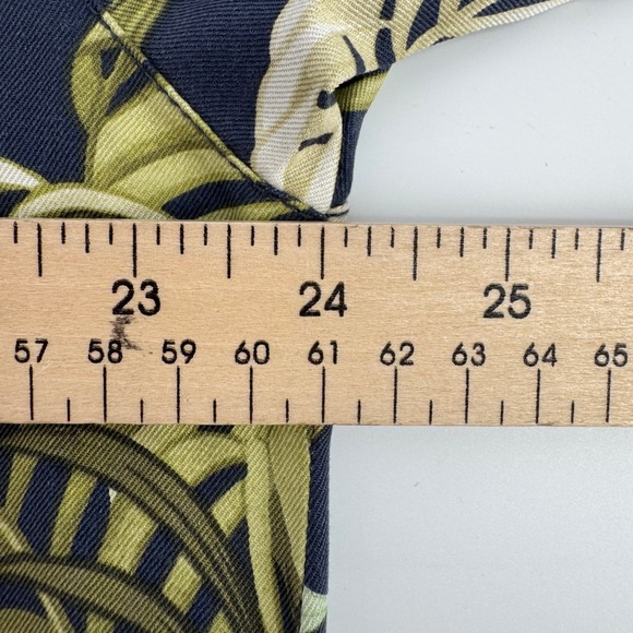 Tommy Bahama Silk Shirt Mens Large Navy Blue Tropical Palm Leaf Camp Button Down - Picture 6 of 8